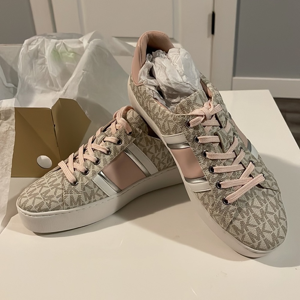 Michael Kors Poppy Powder Blush Logo Stripe Sneakers - Powderblush